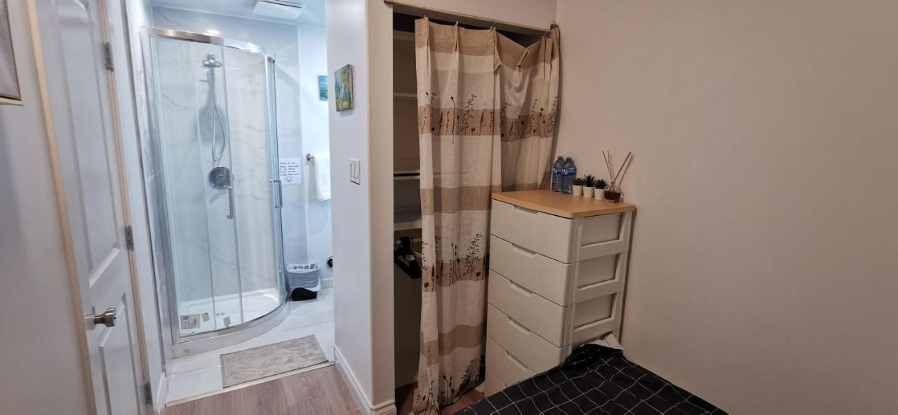 Private Suite With Separated Entrance Richmond Exterior foto